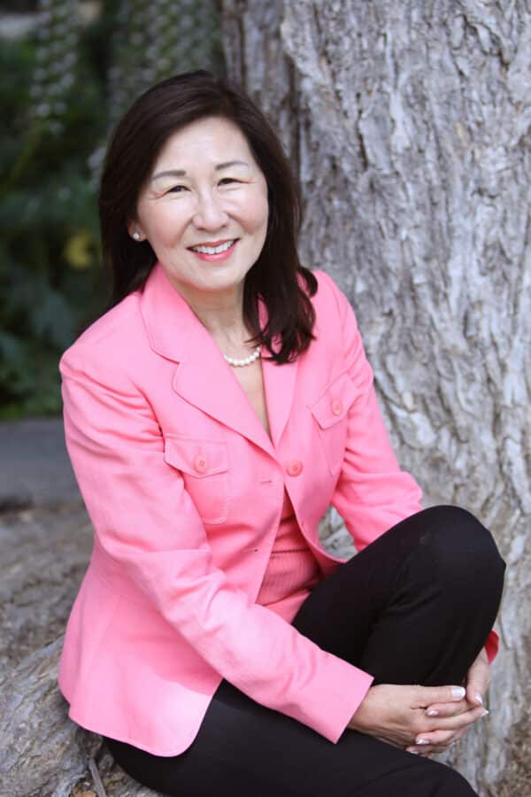 Rosa Kwon Easton